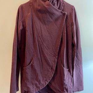 Lululemon size 6 ladies long wrap sweatshirt